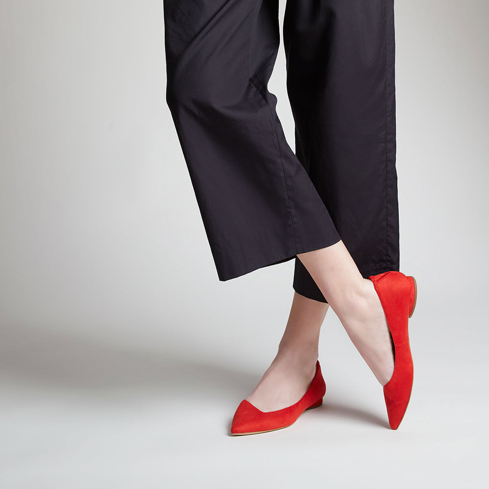 sustainable flats as work shoes for standing all-day